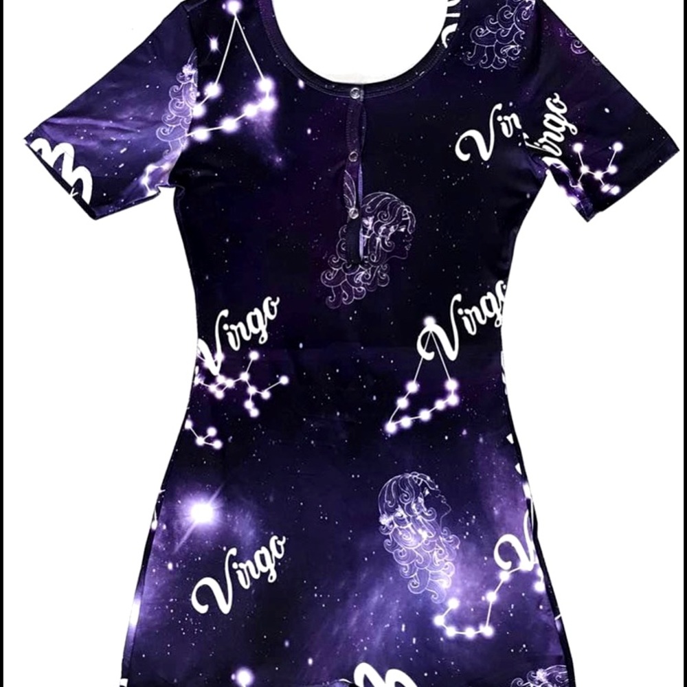 Clothes - Picture 6 of 8